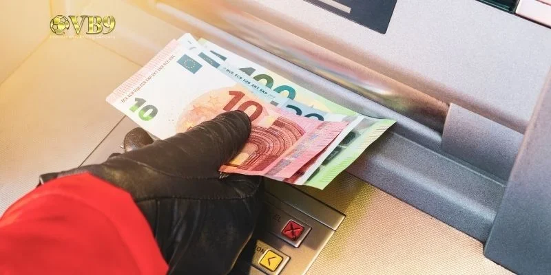 Giao diện ví tiền hiển thị số dư và nút rút tiền trực quan